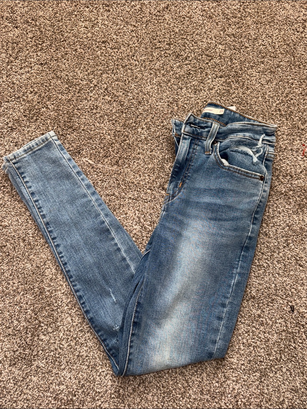Levi's Women's Light Blue Skinny Jeans